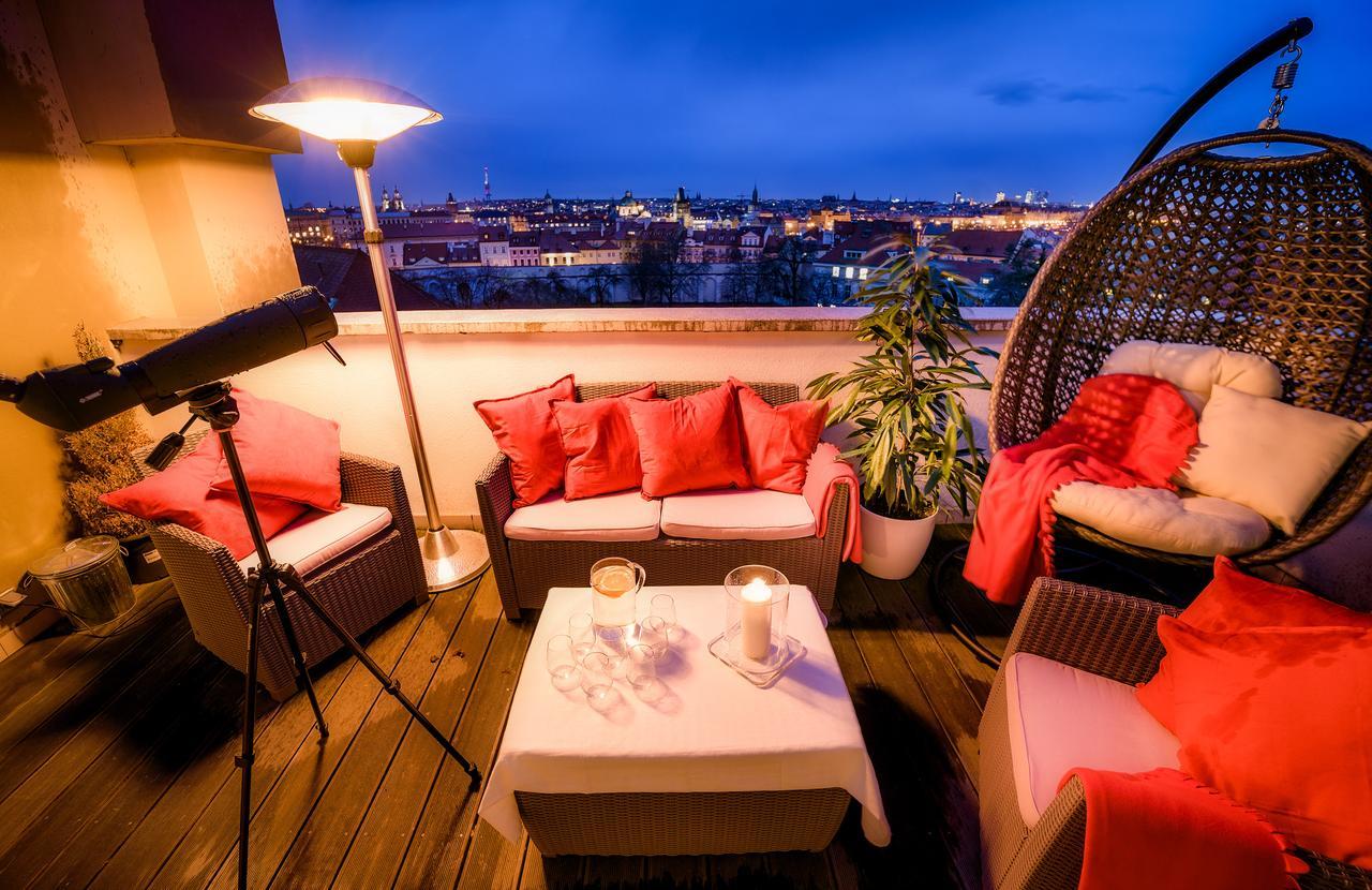 President Apt By Prague Castle, Views Buitenkant foto