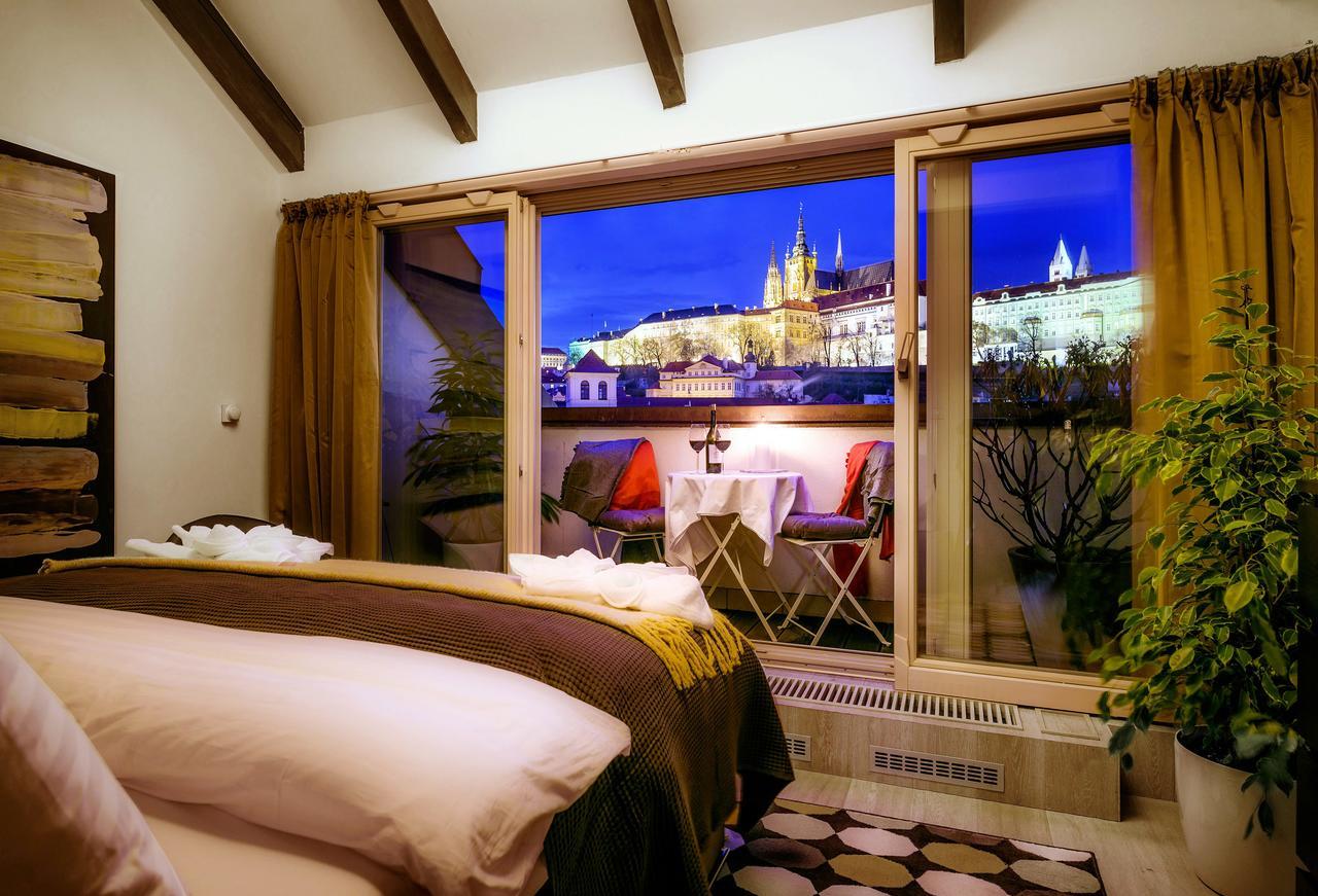 President Apt By Prague Castle, Views Buitenkant foto