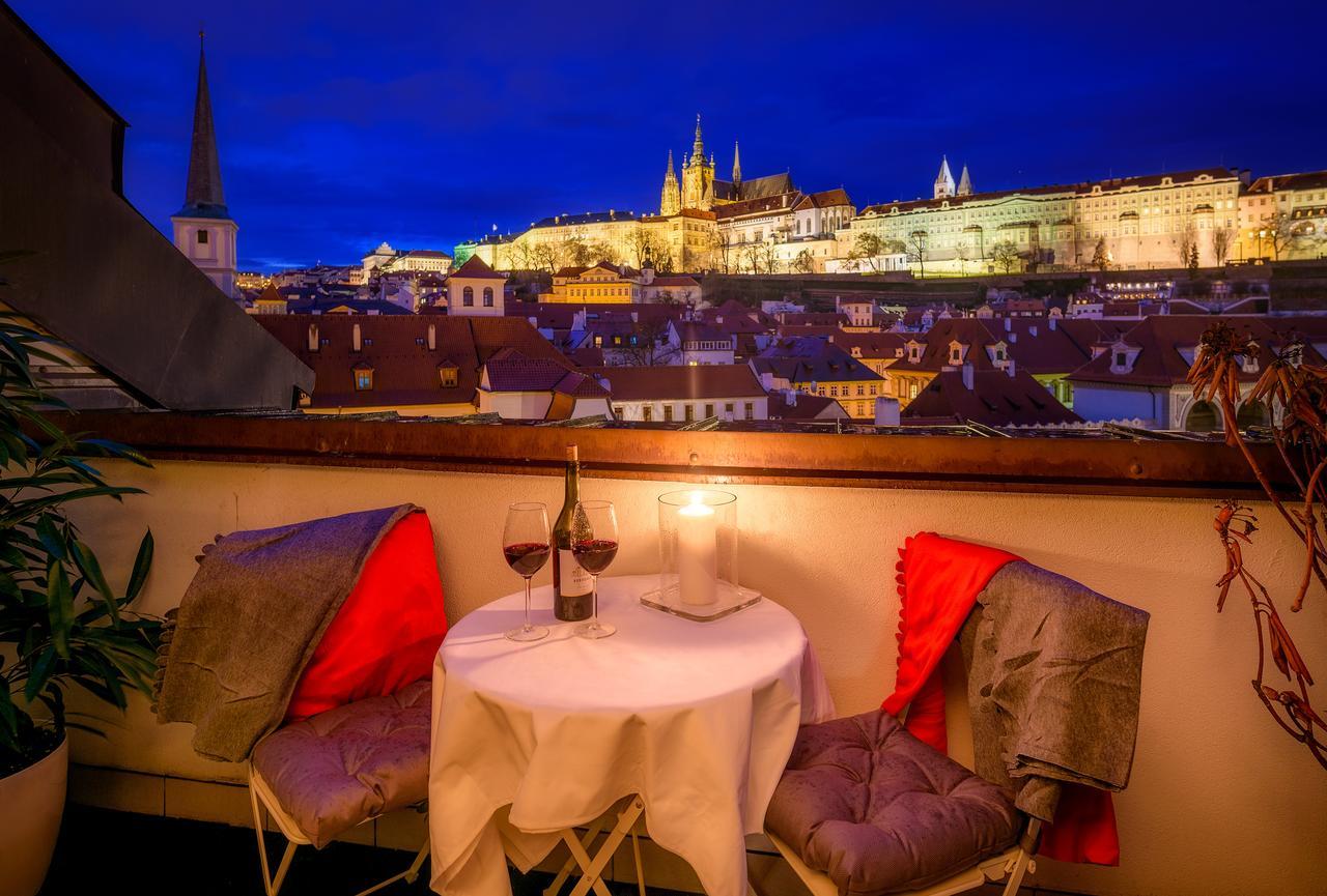 President Apt By Prague Castle, Views Buitenkant foto