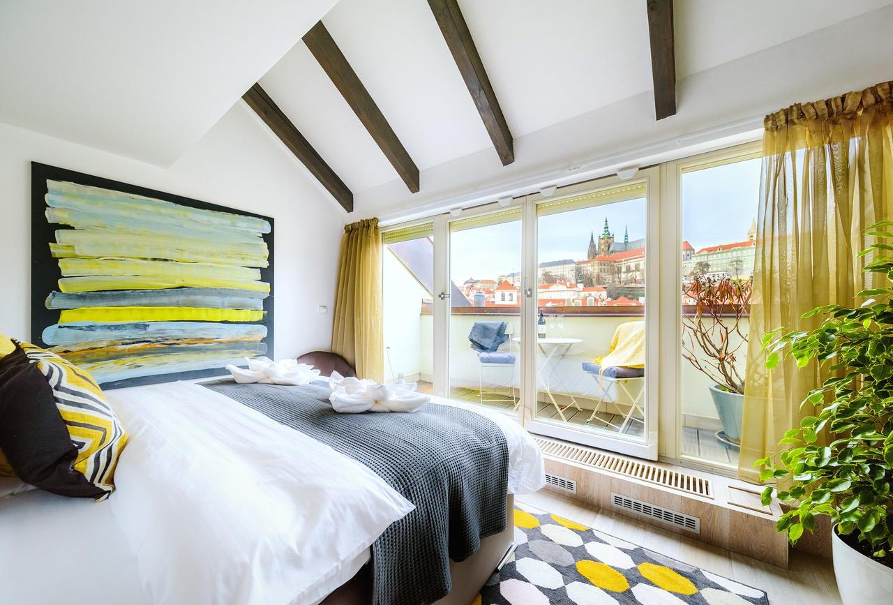 President Apt By Prague Castle, Views Buitenkant foto
