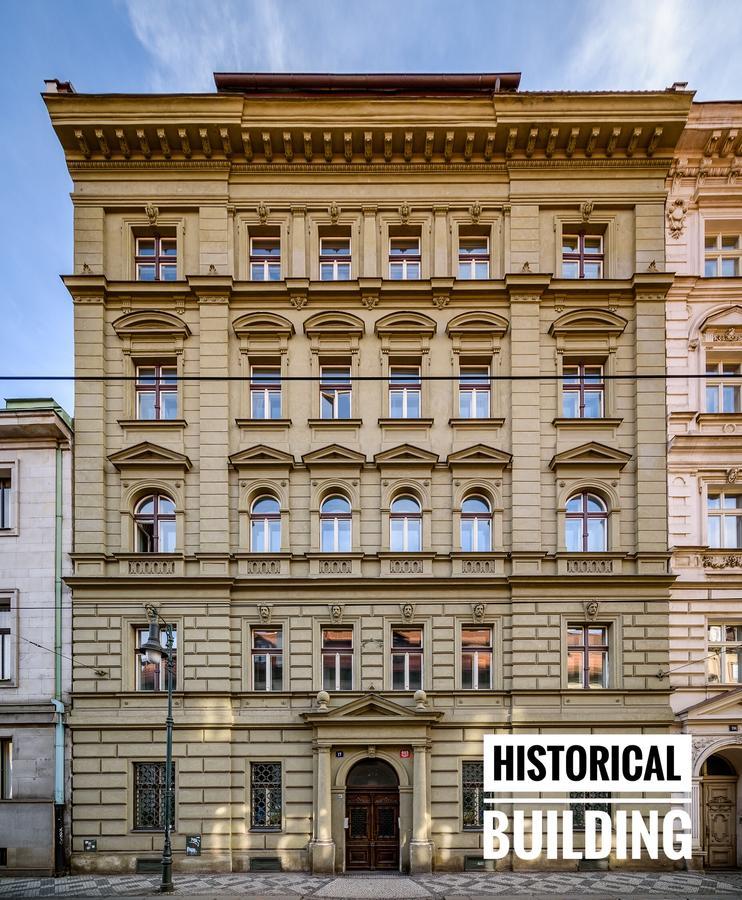 President Apt By Prague Castle, Views Buitenkant foto